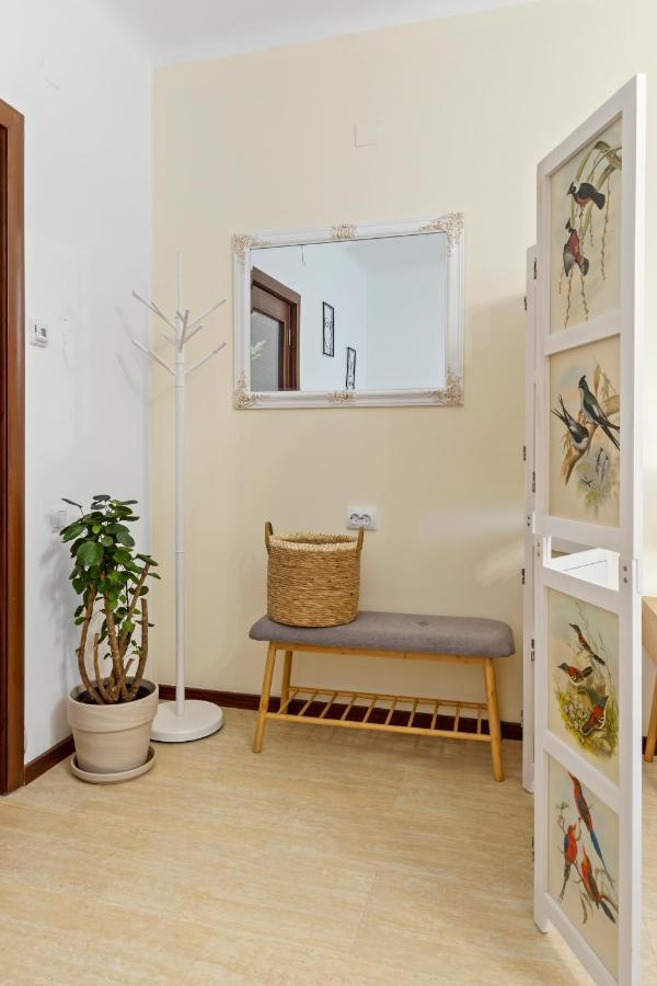 Upscale Studio, Walking Distance From The Old Town Бухарест Екстер'єр фото