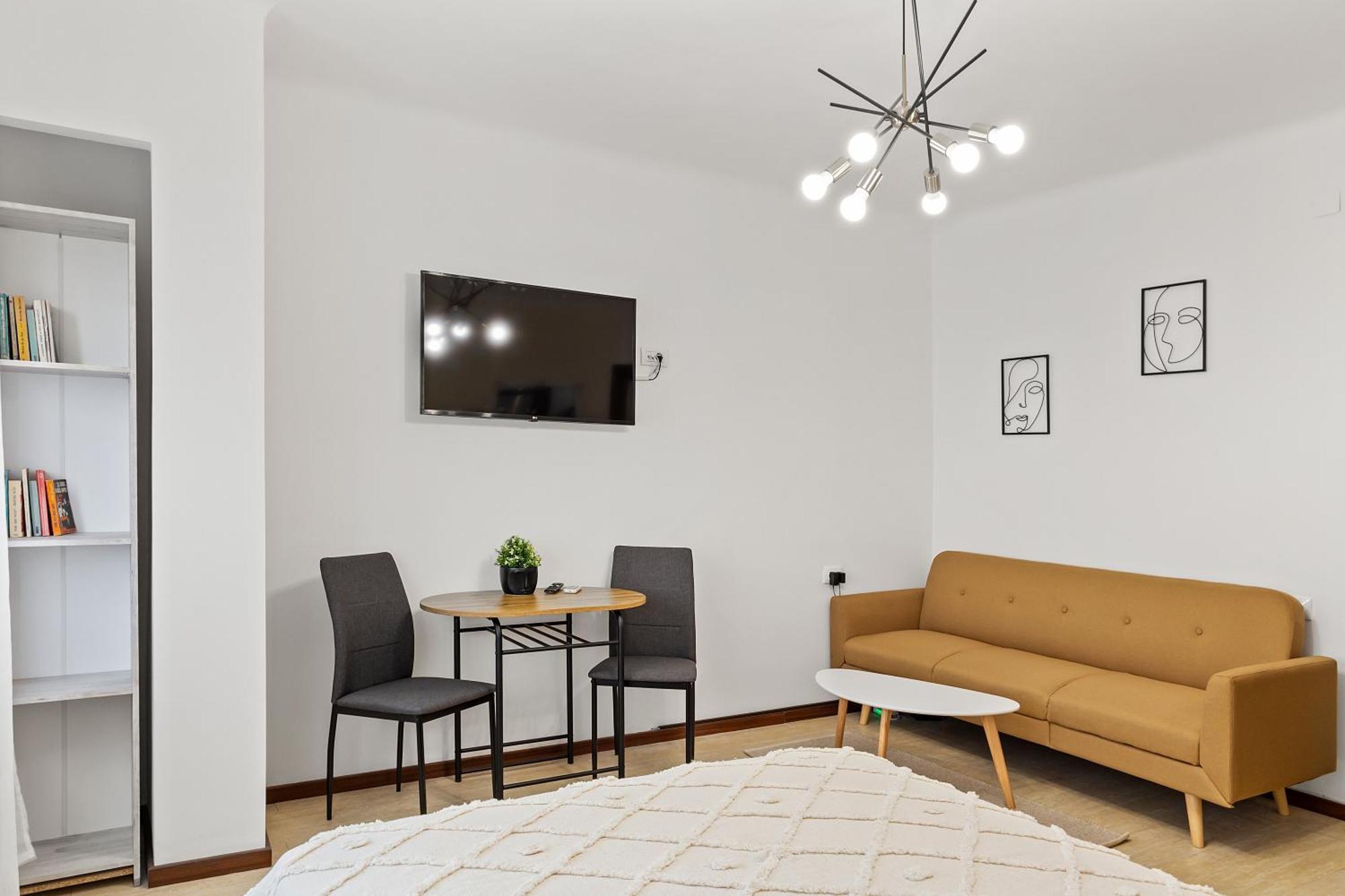 Upscale Studio, Walking Distance From The Old Town Бухарест Екстер'єр фото