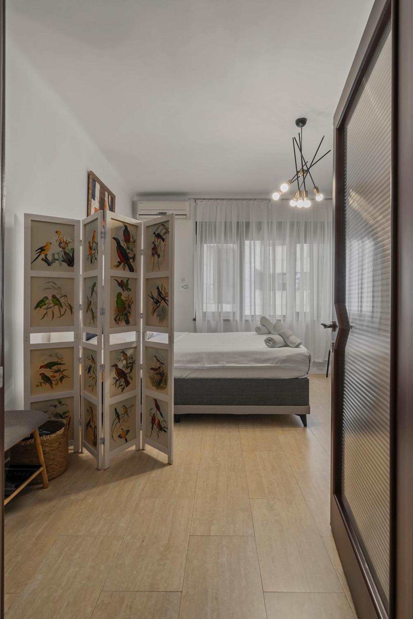 Upscale Studio, Walking Distance From The Old Town Бухарест Екстер'єр фото
